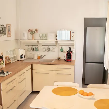 Cosy Hideaway Near Kiserdo Appartement *